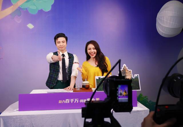 直播间里江门优品正热销。 南方+ 张婧媛 拍摄